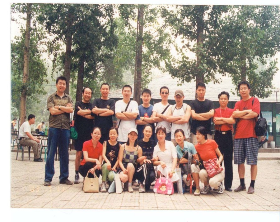 2003年夏在鹅和鸭农庄郊游留影
